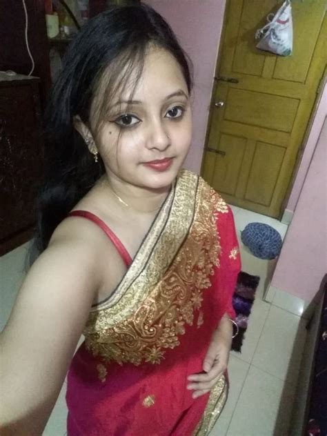 bhabhi fuck pics|Sexually Teasing Desi Nude Bhabhi Photo Gallery – 57 Pics